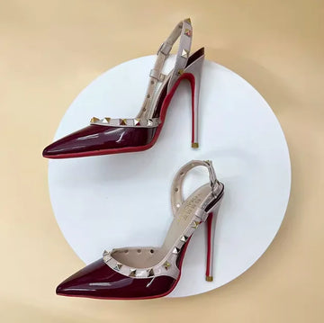 Nuovi tacchi alti europei e americani sexy vino rosso per le donne tacchi sottili punta a punta, bocca poco profonda, sandali con scarpa singola rivettata
