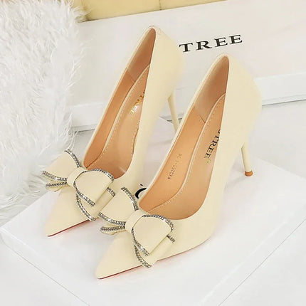 BIGTREE New Fashion Women Dress Shoes 10cm tacchi alti Shallow Toe Crystal Butterfly Knots Lady Red Silk Shoes taglia 34-40