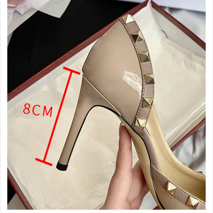 scarpe da donna di marca di lusso Sandali da donna Rivetti estivi Tacchi alti Lato vuoto Scarpe da donna da ballo in pelle moda femminile da donna
