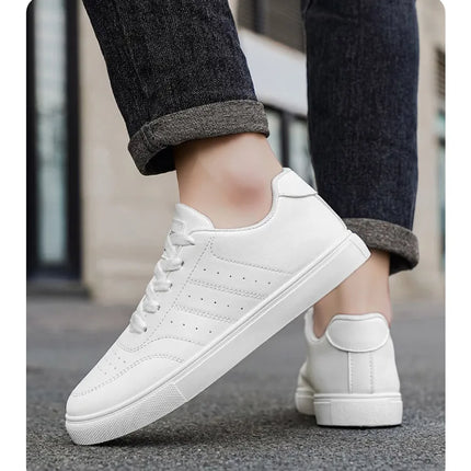 Men Classic Leather Skate Shoes Lace Up Flat Casual Sneakers Non Slip Daily Walking Footwear Black White 2 Colors