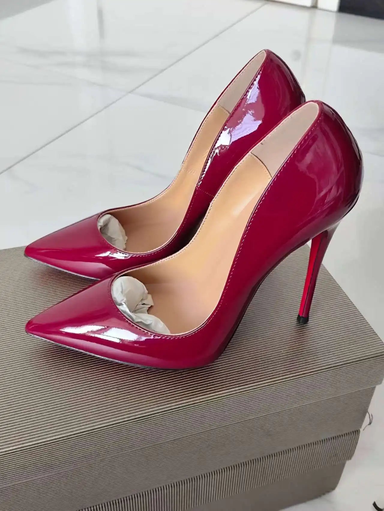 Sizes 48 Classic Style Women Patent Pointed Toe Slip On 12cm High Heel Shoes Elegant Ladies Plain Stiletto Pumps Black Red White