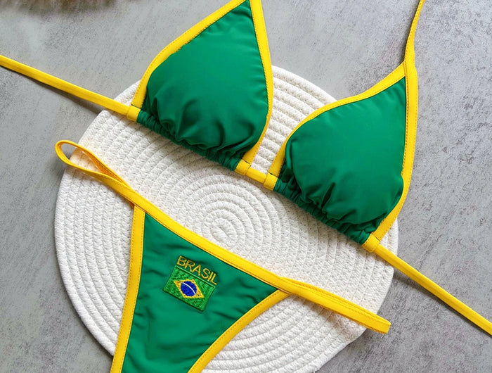 Nuovo Bikini Donna 2026 con Stampa Divisa, Costume da Bagno Moda G-string Push-up per Vacanze al Mare, Abbigliamento da Spiaggia Thong