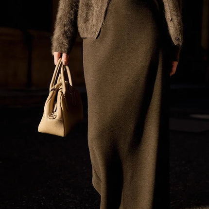 Birdtree Cashmere Silk Blended Skirt For Woman,Elastic Waist Long Skirts,Rear Slit,Commuting Style,2025 Autumn Winter D5N418JF PlatiNum