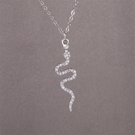 Y2K Crystal Butterfly Heart Necklace Fashion Kpop Shiny Clavicle Chain Necklaces for Women Girls New Trend Party Gifts Jewelry PlatiNum