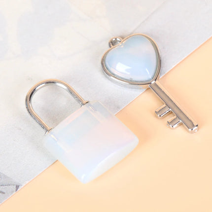 1 Set Natural Crystal Couple Lock Necklace Pendant Set Heart Shaped Key Piece Pink Crystal Amethyst Tiger Eye Stone Lock PlatiNum