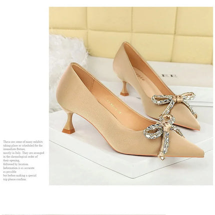 2025 nuevos tacones altos de 10 cm, zapatos de mujer con lazo de diamantes de imitación, punta puntiaguda, tacón de seda, zapatos de salón de mujer, tacón de copa de vino, zapatos de fiesta de primavera con tacón de aguja