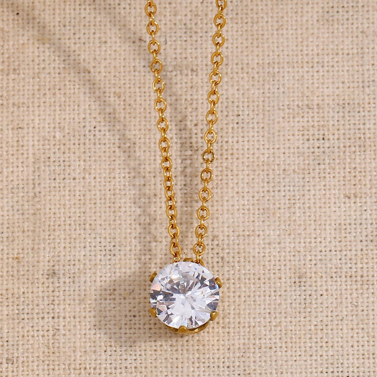 E.B.belle  Stainless Steel PVD Plated 3A Zircon Stone Crown Pendant Necklace Ladies Minimalist Weddng Party Crystal Necklace PlatiNum