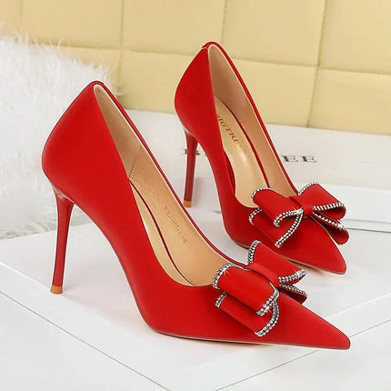 BIGTREE New Fashion Women Dress Shoes 10cm tacchi alti Shallow Toe Crystal Butterfly Knots Lady Red Silk Shoes taglia 34-40
