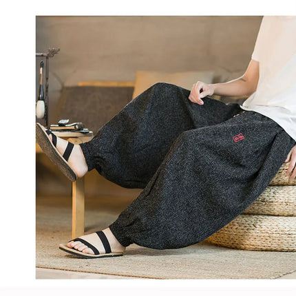 Pantaloni da jogging in seta di ghiaccio da uomo pantaloni casual stile Harajuku cinese da uomo pantaloni sportivi Harlem allentati ricamati streetwear 5XL