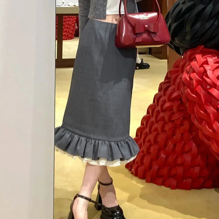 A new autumn/winter 2025 elegant and stylish body-hugging skirt with multi-layered ruffled edges and flower buds for women PlatiNum