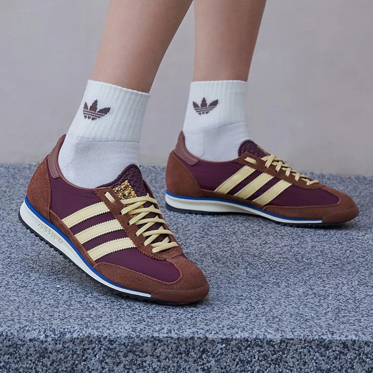 Scarpe casual basse basse da donna originali Adidas IE3425