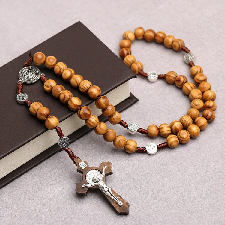 Collana con croce di rosario con perline di legno da 10 mm per donna uomo cristiano Vergine Maria INRI catena con ciondolo gioielli religiosi di moda PlatiNum