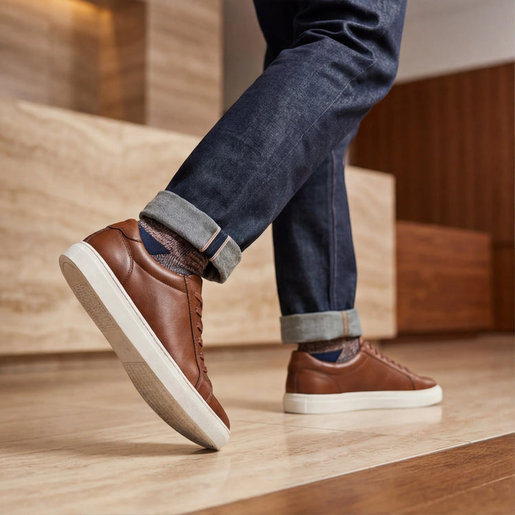 Men's Sneakers And Casual Shoes Plain Design Shoes For Man Casual Wear Man Shoes Contrast Sole Casual Style