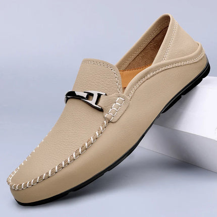 Mocassini in vera pelle Moda uomo Design Mocassino Slip on Soft Flats All-match Scarpe casual Calzature da barca fatte a mano per uomo adulto