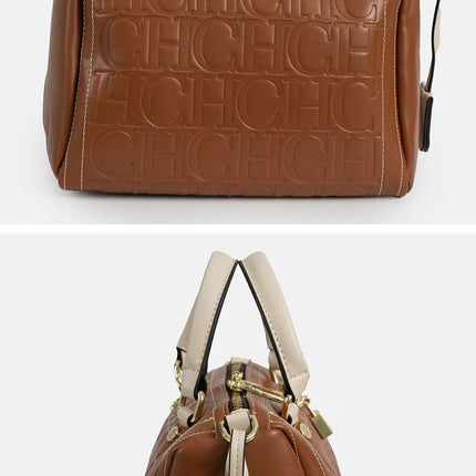 CH Autumn/Winter Christmas Fashion PU Material Lock Lock Design Women's Crossbody Bag 2025 Designer New Handbag Trendy Brand PlatiNum