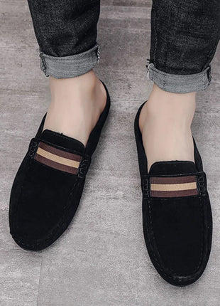 Muli da uomo scarpe Casual in pelle scamosciata leggera nuovi uomini pigro per il tempo libero mezze pantofole traspiranti Slip on scarpe da passeggio mocassino
