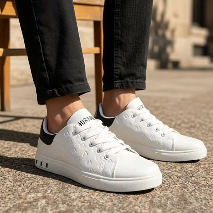 New Men Casual Shoes Summer Breathable Skate Shoes Korean Style Trendy Comfortable Versatile White Sneakers