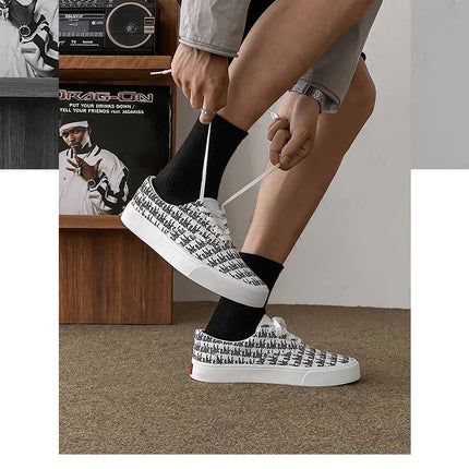 Designer Canvas Casual shoes for men  Flats Vulcanized Shoes Original printed sneakers male Skateboard street shoes men Tennis