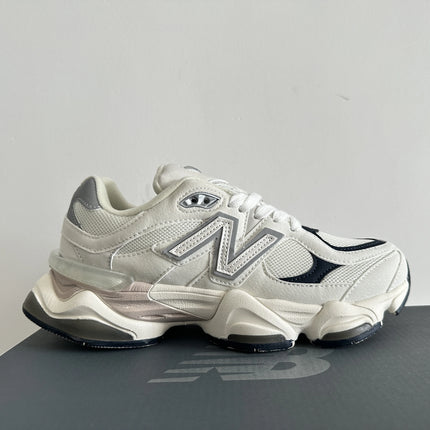 Hot sales Men/Women 9060 Reflective Athletic Shoe Unisex Low Top Outdoor Shockproof Lightweight Running