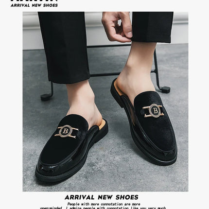 Scarpe casual in pelle da uomo Ciabatte nere di lusso Appartamenti di moda Pantofole da esterno traspiranti estive Mocassini slip on maschili firmati