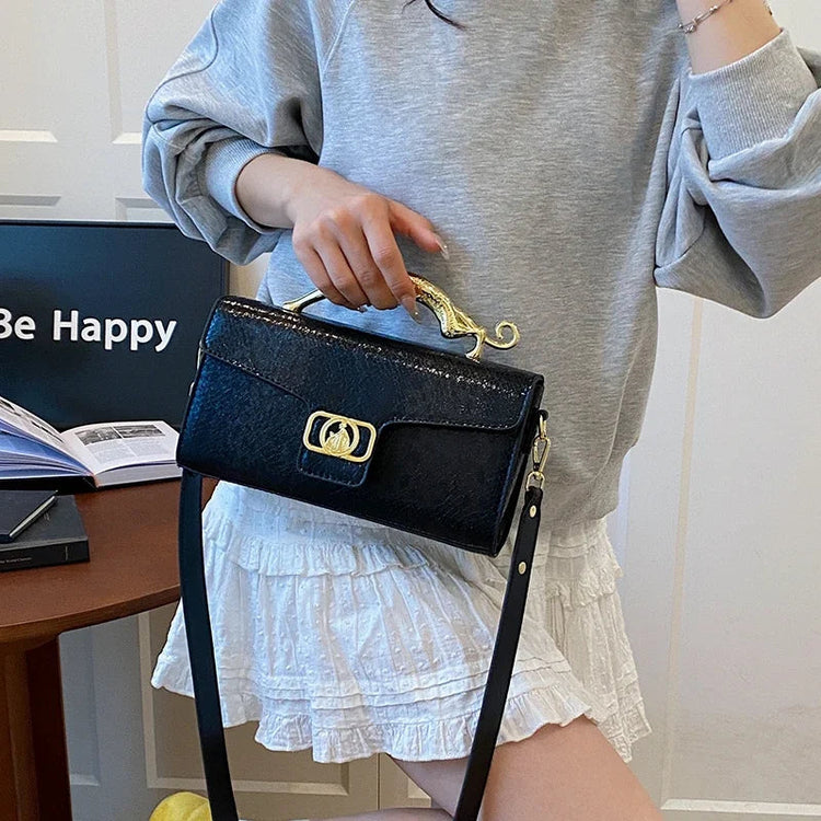 New Ladies Metal Buckle Simple Fashion Shoulder Bag Party Commuting Bag Women Luxury Brand Design PU Leather Bag PlatiNum