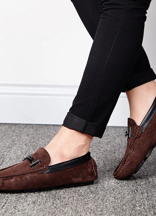 Estate nuovi mocassini in pelle scamosciata comodi appartamenti scarpe Casual da uomo traspirante Slip-On scarpe da guida in morbida pelle mocassini 2022