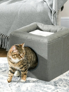 PawHut Casetta per Gatti a 2 Livelli con Cuscino in Peluche e Apertura Frontale, Cuccia per Gatti in MDF, Poliestere e Plastica, 36.5x36.5x33 cm, Verde