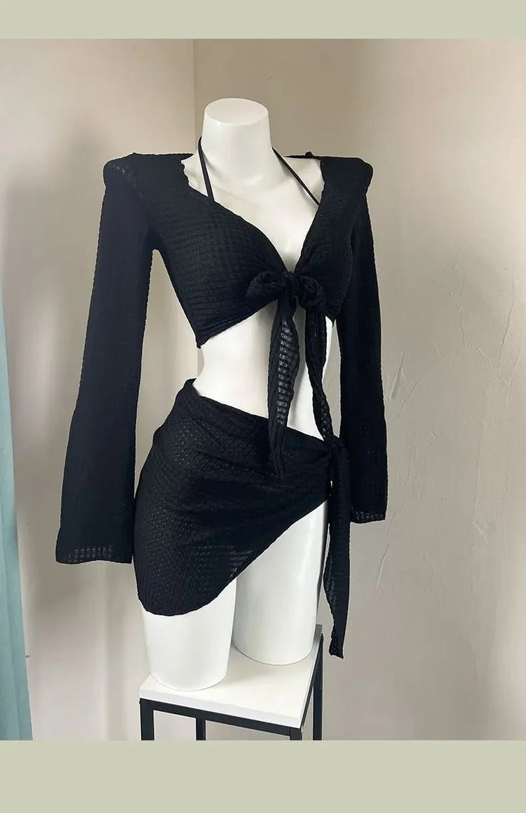 Costume da Bagno Donna 4 Pezzi Stile Coreano Bianco Nero Manica Lunga con Nodo Frontale e Gonna Copricostume 2025 – Perfetto per le Vacanze platinumshop