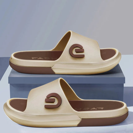 Pantofole da uomo alla moda Suola morbida in PVC Scivoli antiscivolo Infradito da spiaggia casual all'aperto Pantofole da bagno per la casa Nuovo sandalo