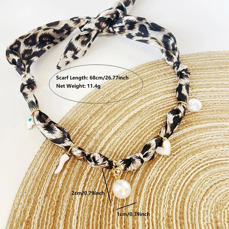 Collana bandana morbida con ciondolo a forma di fiore a forma di cuore placcato in oro per gioielli impilabili da donna e ragazza PlatiNum