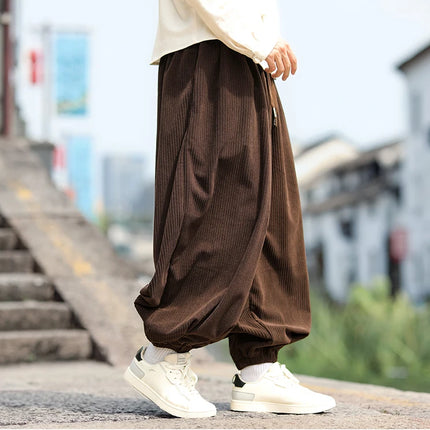 Nuovi pantaloni di velluto a coste da uomo streetwear moda pantaloni lanterna allentati uomo pantaloni stile harem retrò pantaloni casual con cavallo grande uomo taglie forti5XL