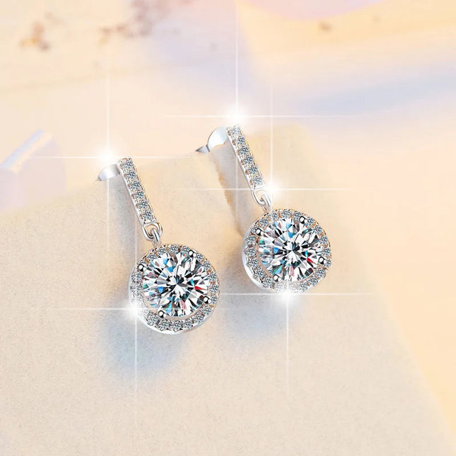 New 925 Sterling Silver 2ct Moissanite Earrings for Women Exquisite Student Girlfriend Wedding Engagement Jewelry Fashion Gift PlatiNum