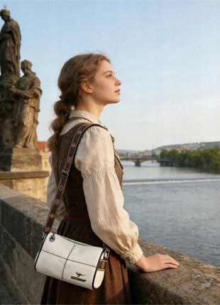 Elegante Borsa a Tracolla in Pelle per Donna, Bianca, Piccola, con Cinturino Regolabile
