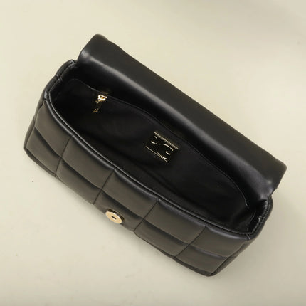PG 2026 Women's Shoulder Bag Luxury Lightweight Casual Bag Niche Brand Design New High Quality Portable Fashion Crossbody Bag PlatiNum