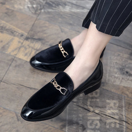 Mocassini da uomo in pelle scamosciata dal design di lusso Nero Blu Rosso Scarpe eleganti casual per discoteca Party Monk Strap Scarpe da uomo Taglia 38-47