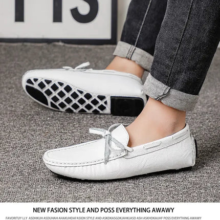 Nuovi mocassini casual Mocassini di marca con suola morbida da uomo Scarpe primaverili in pelle Comode scarpe casual da passeggio per esterni con fondo piatto
