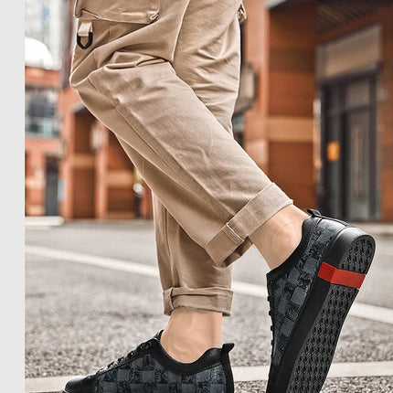 Europe New Shoes for Men Genuine Leather Casual Shoes Cool Black Flat Skateboard Shoes Street Fashion Sneakers
