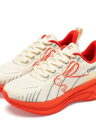 ONEMIX 2025 Nuove scarpe da ginnastica Buffer Scarpe da corsa Runner pesanti da uomo Scarpe sportive da esterno leggere e traspiranti antiscivolo PlatiNum
