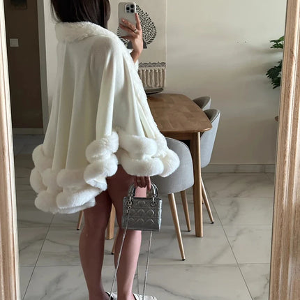 Luxury Women Faux Fur Trim Cape Coat Loose Batwing Poncho Shawl Fuzzy Fur Edge Warm Winter Outerwear Party Street Lady Coats