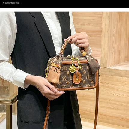 Brand Women's Bag 2025 New Style Light Luxury Western Style High Quality Handbag Designer Casual Versatile Crossbody Bag PlatiNum