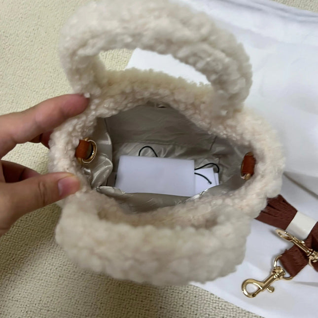 2026 Fashion New Women's Handbag, Autumn-Winter New Bag PlatiNum