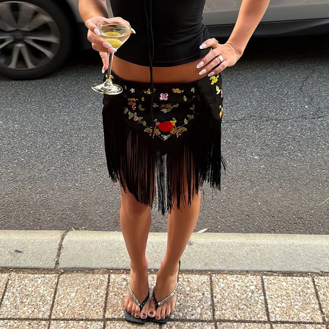 Schicker Damen-Minirock mit Stickereien und Fransen, unregelmäßiges Blumenmuster, Sommerkollektion 2026, für Urlaub und Streetwear