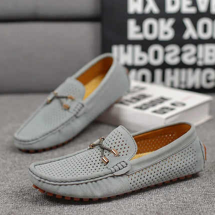 Nuovi mocassini fatti a mano in vera pelle scamosciata Abito da uomo Calzature casual da barca Guida Slip on Winter Summer Peas Scarpe maschili per uomo