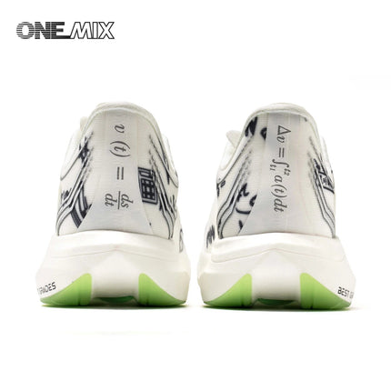 Scarpe da Corsa ONEMIX Marathon con Piastra in Carbonio, Supporto Professionale Stabile, Ammortizzazione, Ultra-leggere e Reattive per Uomo PlatiNum