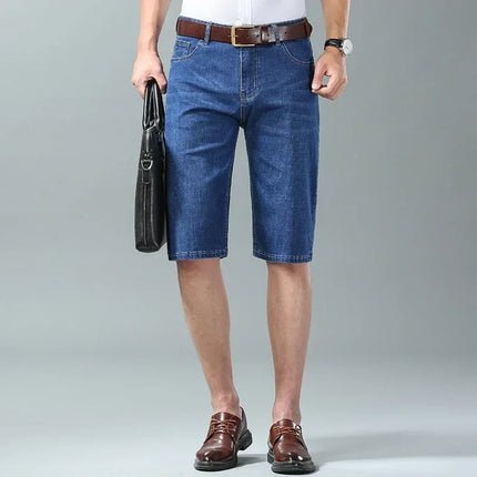 Pantaloncini di jeans da uomo nuovi estivi Moda colore chiaro Casual allentato multi-tasca pantaloni dritti da cinque minuti pantaloncini elastici al ginocchio