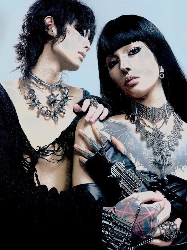 Set di Gioielli Punk Rock per Donne e Uomini, Collane e Anelli con Ciondolo a Croce Gotica, Collezione di Accessori Gioiello Audaci platinumshop