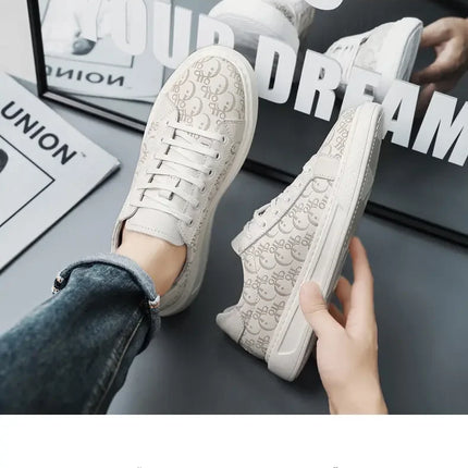 2026 Sneakers Casual Mens Designer Easy Matching Luxury Board Shoes Fashion Split Leather Flat Platform Gym Shoes