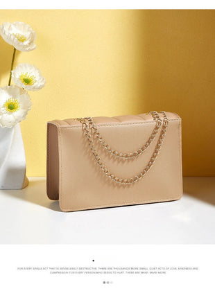 Trendy Embroidered Square Bag  - Diamond Pattern Shoulder Purse with Chain Strap & Magnetic Closure PlatiNum
