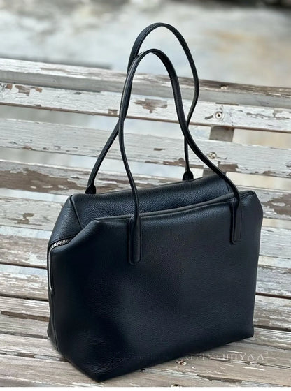 XHTY Genuine Leather Shoulder Bag Underarm Bag Women Soft Large Capacity Bowling Bag Simple Fashion Top Layer Cowhide New Model