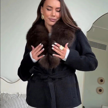 Solid Color Big Fur Collar Tied Woolen Jacket Fashion Waist Cinching Long Sleeved Short Coat 2026 Autumn Street Daily Clothing